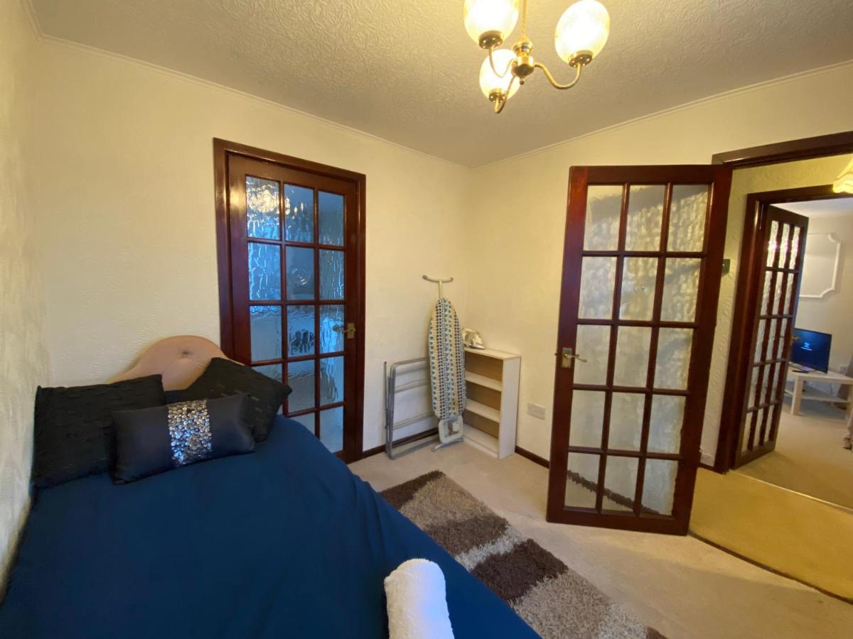 Serene 4Br In Harborne Close To Qe Hospital, Harborne Centre Birmingham Esterno foto