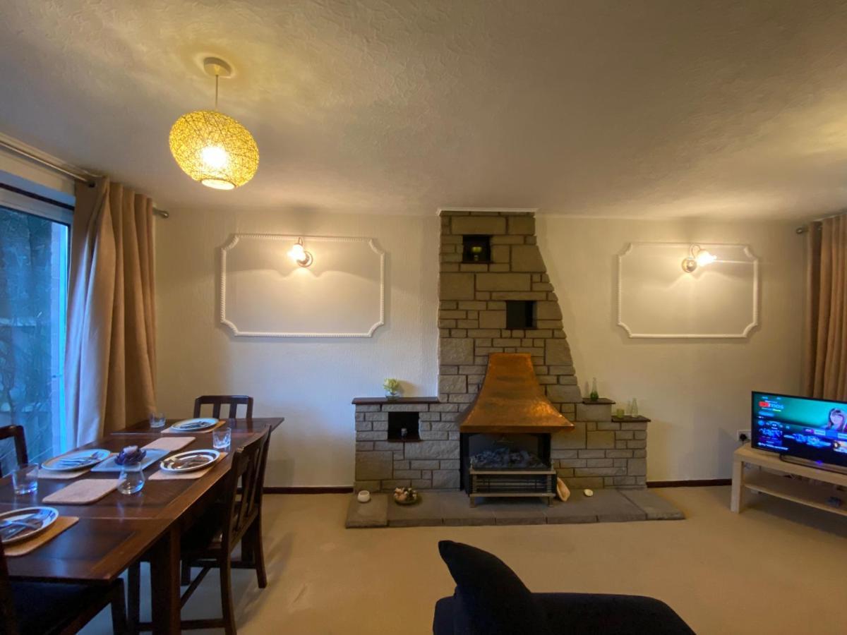 Serene 4Br In Harborne Close To Qe Hospital, Harborne Centre Birmingham Esterno foto