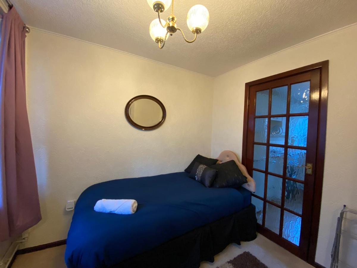 Serene 4Br In Harborne Close To Qe Hospital, Harborne Centre Birmingham Esterno foto